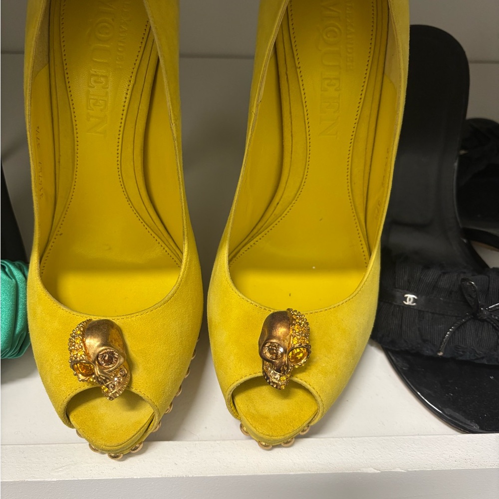 Alexander McQueen Yellow Heels with Gold Skull Accent